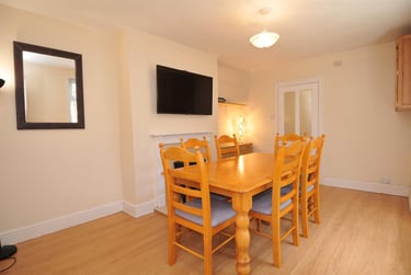 5 bed house, Salcombe Road, Greenbank, Plymouth, PL47NF - Image 2
